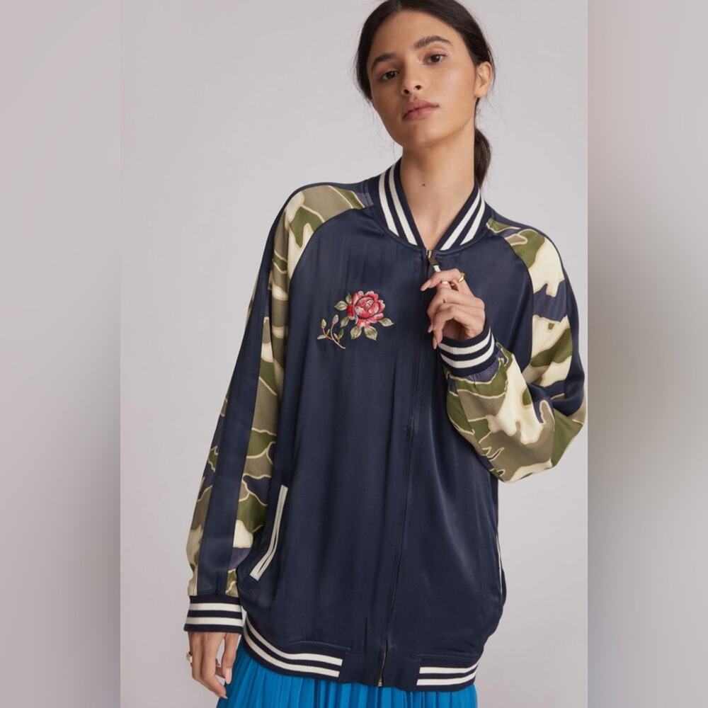 Pilcro Anthro Souvenir Bomber Jacket Small Mt Fuji Embroidered Satin Camo EUC
